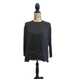 Lululemon black long sleeve top with bottom band, size 6